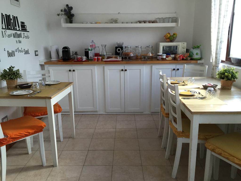 Bed And Breakfast Letterario Fiumicino Exterior photo